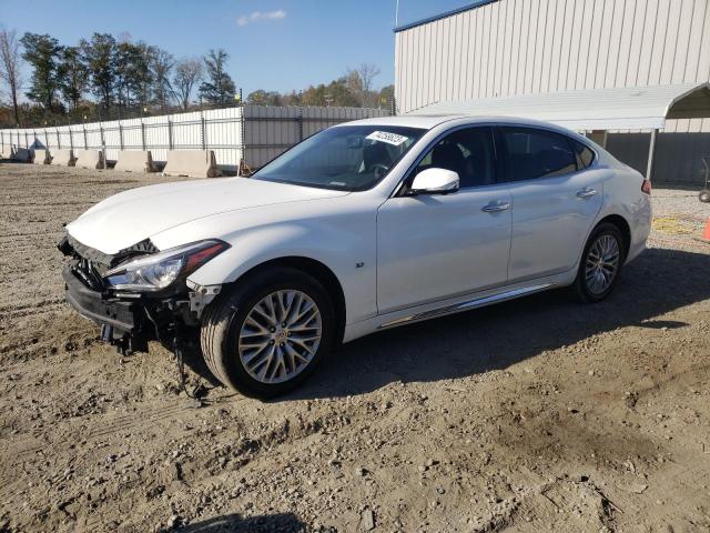 Infiniti Q70 (2015)