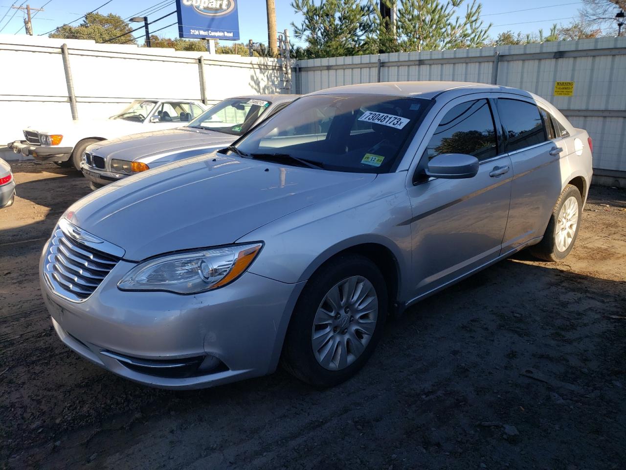 Chrysler 200 lx (2012)
