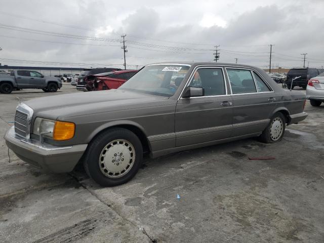 Mercedes-benz 560-class (1986)