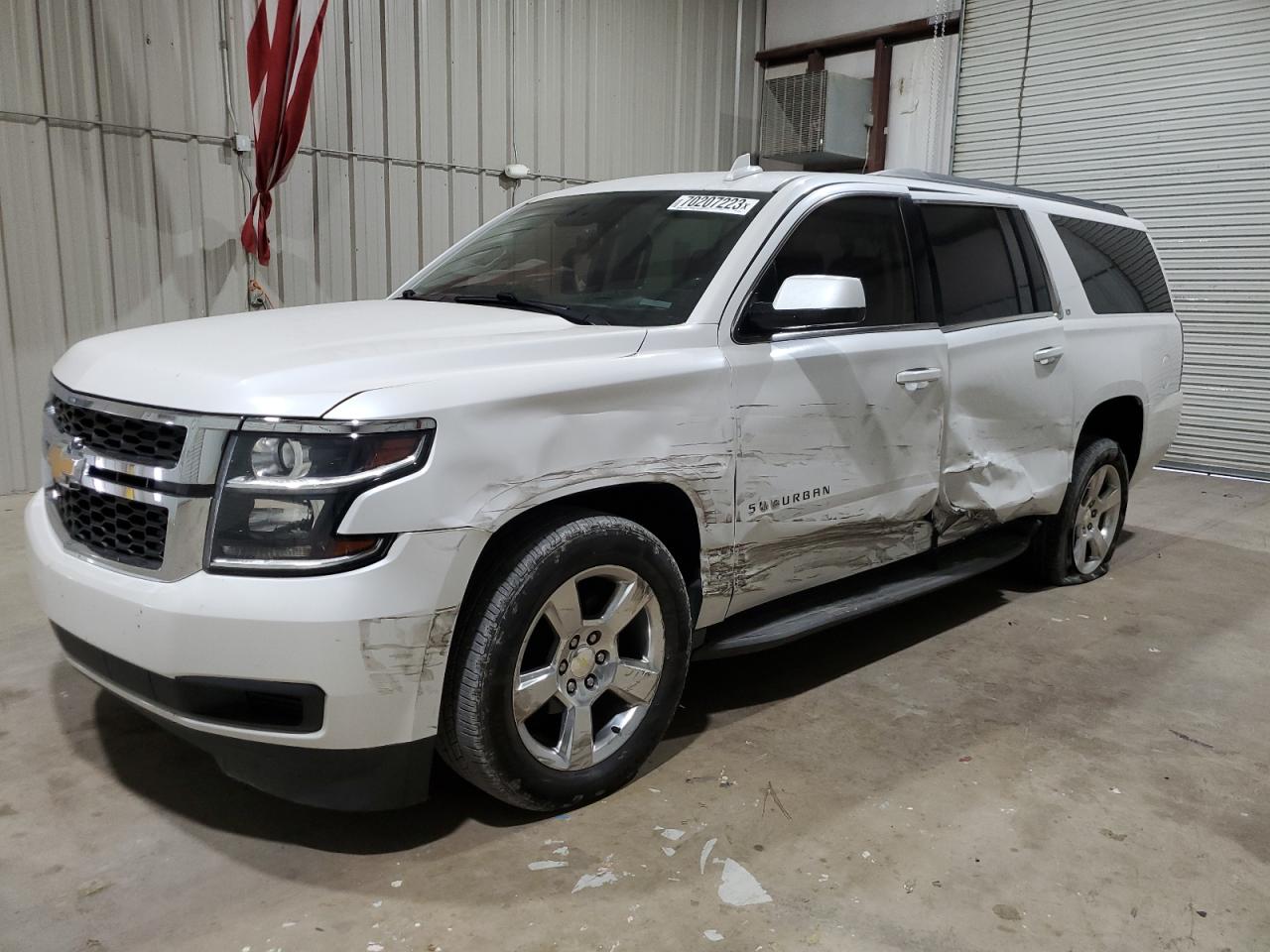 Chevrolet Suburban (2016)