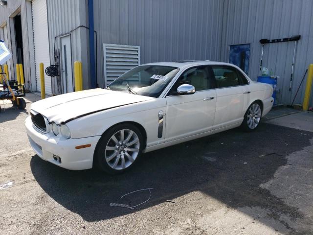 Jaguar Xj (2008)