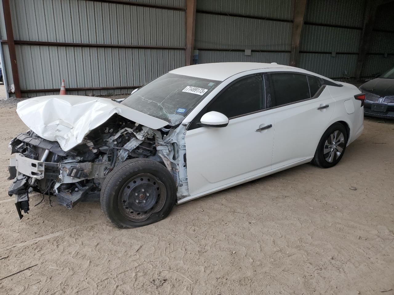 Nissan Altima s (2020)