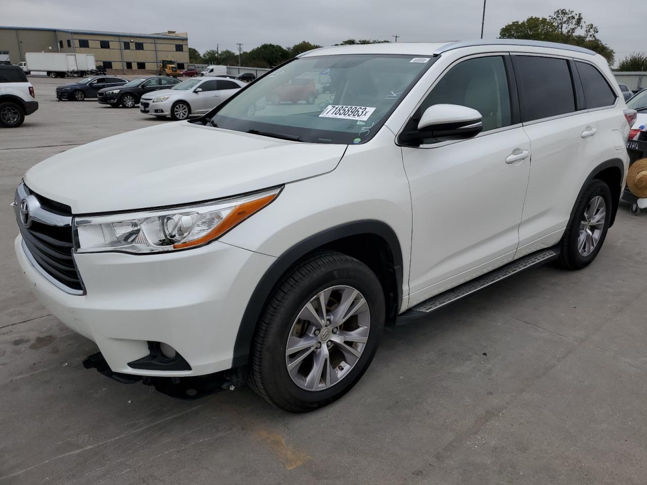 Toyota Highlander (2015)
