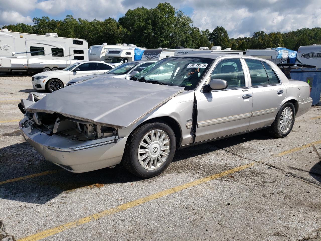 Mercury Grand marquis (2010)