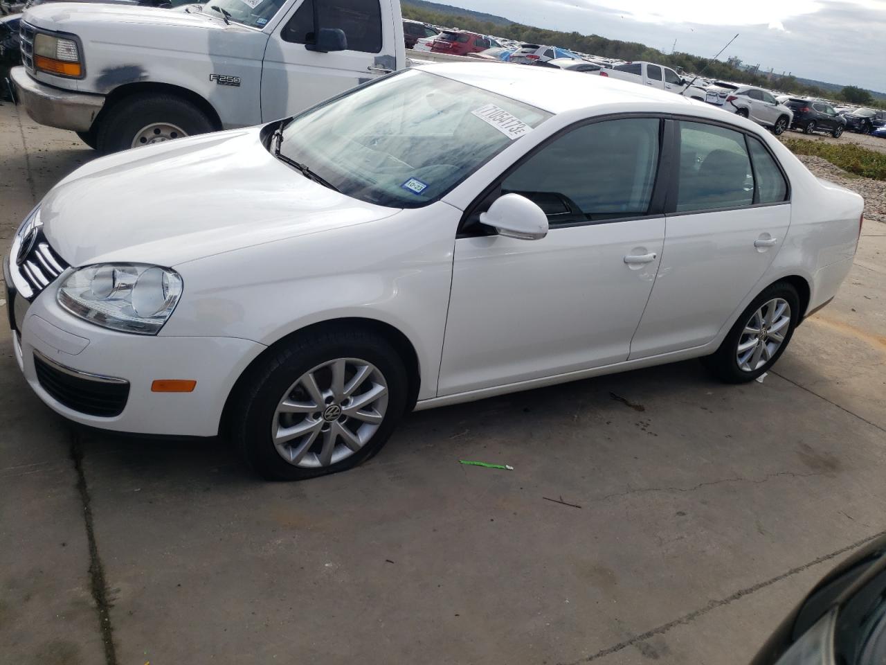 Volkswagen Jetta s (2010)