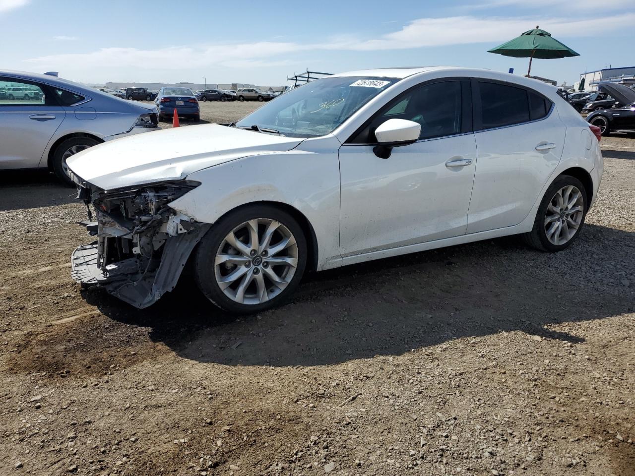 Mazda 3 grand to (2015)