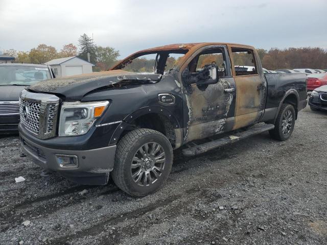 Nissan Titan xd s (2017)