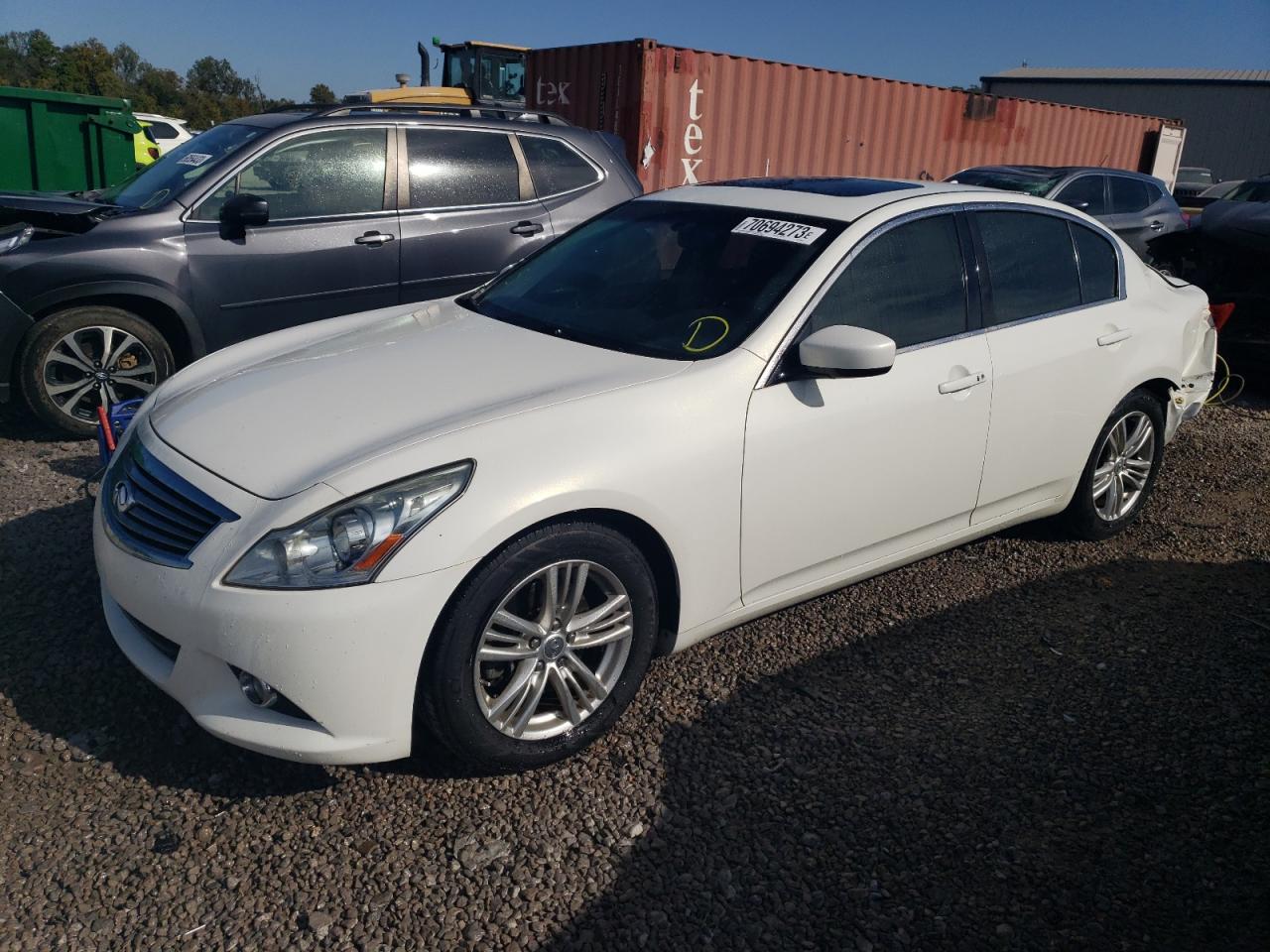 Infiniti G37 base (2011)