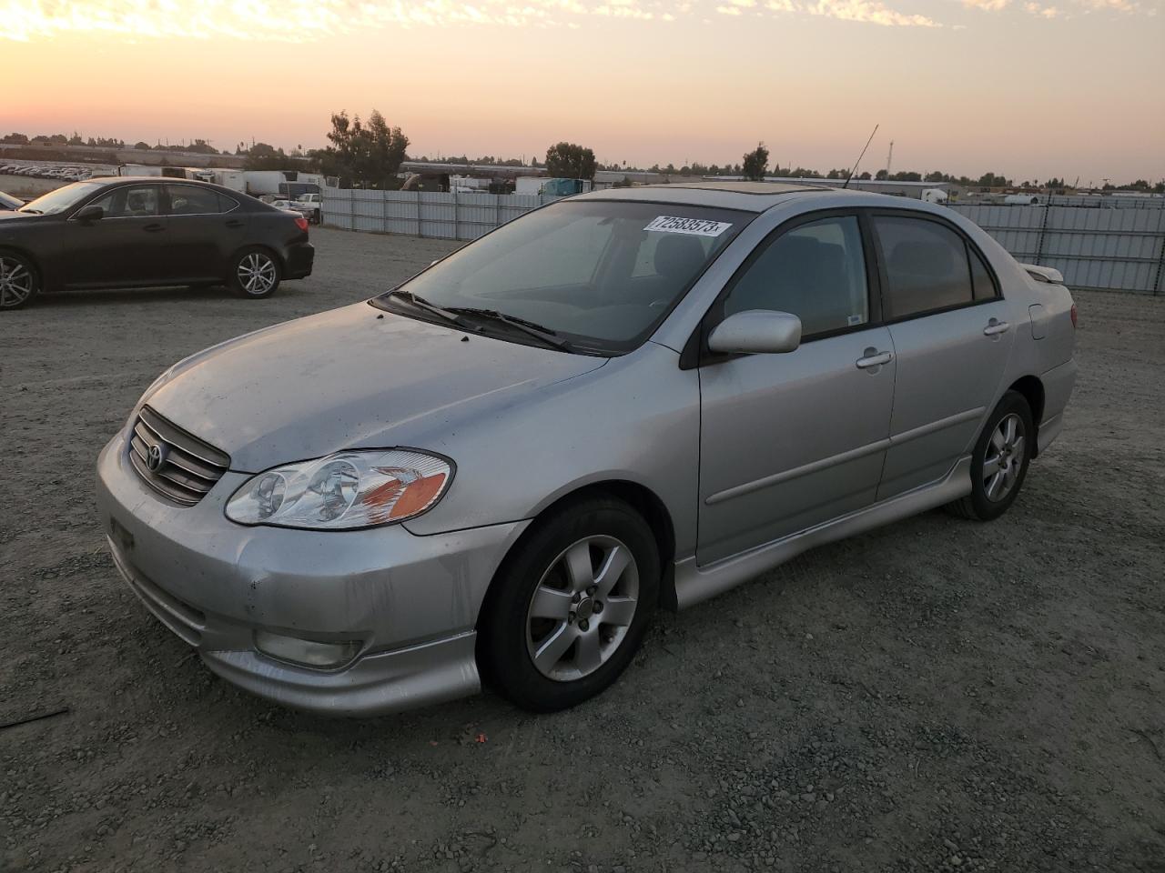 Toyota Corolla ce (2004)