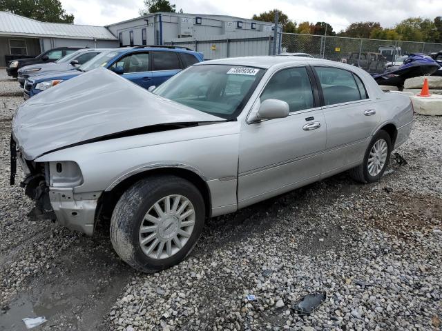 Lincoln Towncar (2004)
