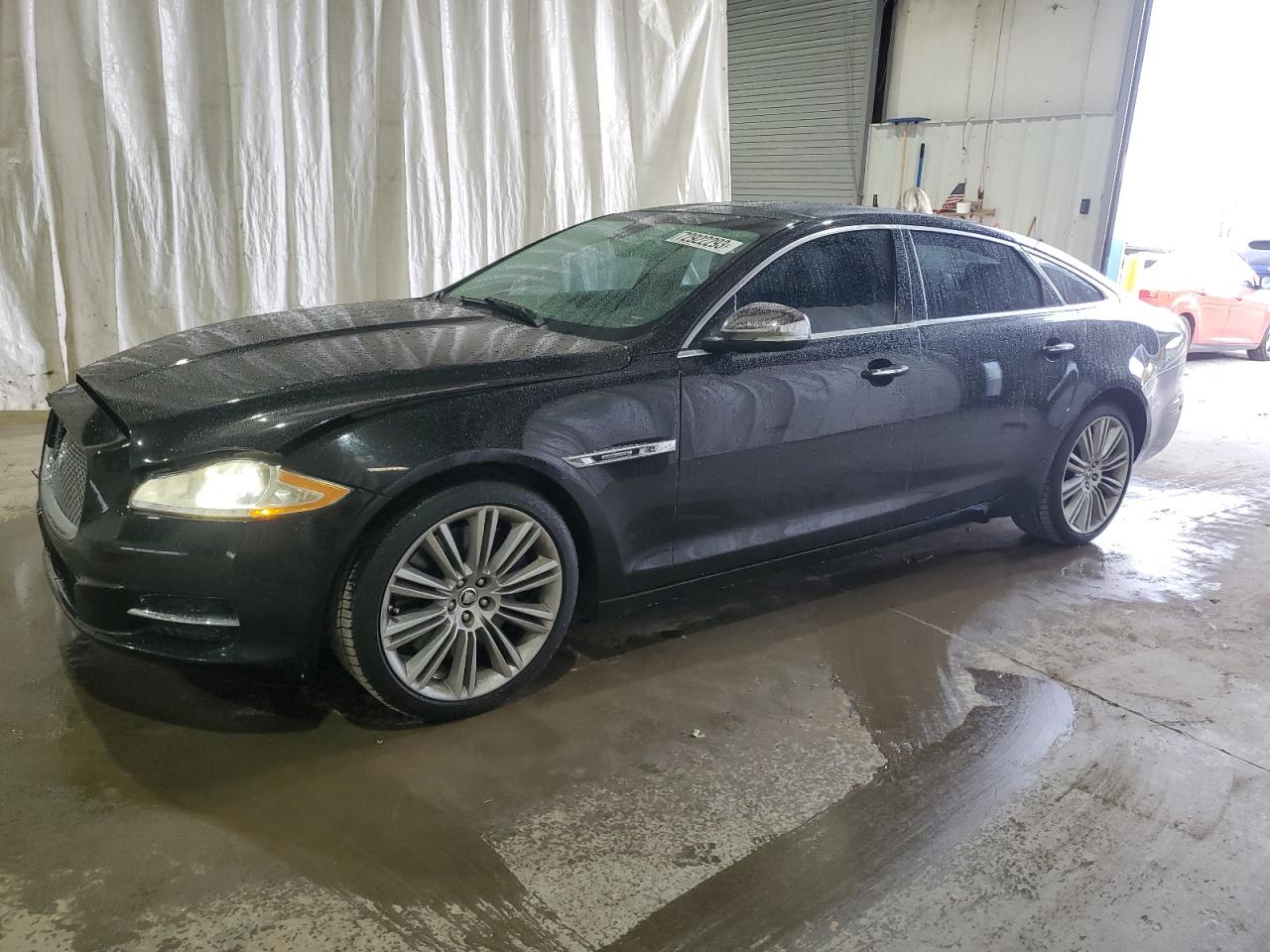 Jaguar Xj (2011)