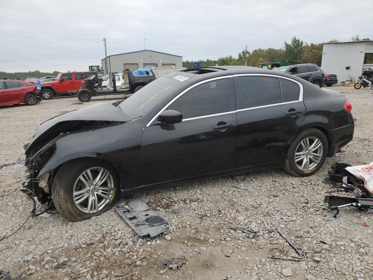Infiniti G (2013)