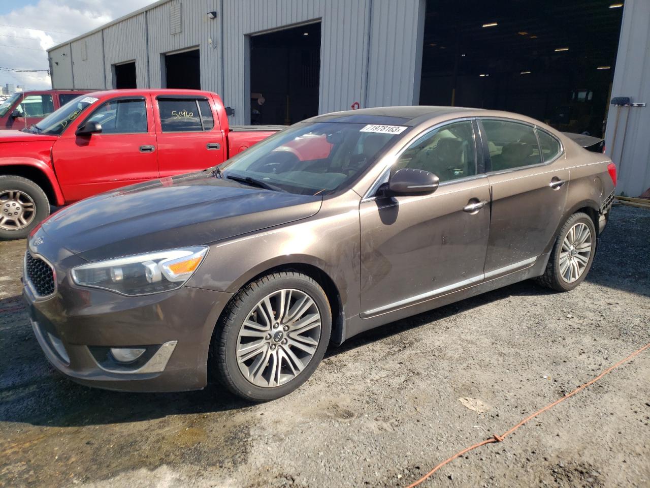 Kia Cadenza (2014)