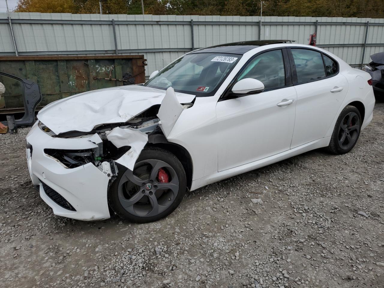 Alfa-romeo Giulia (2017)
