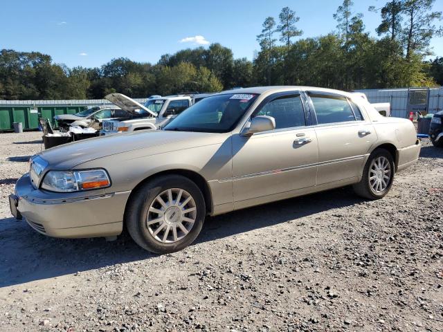 Lincoln Towncar (2006)