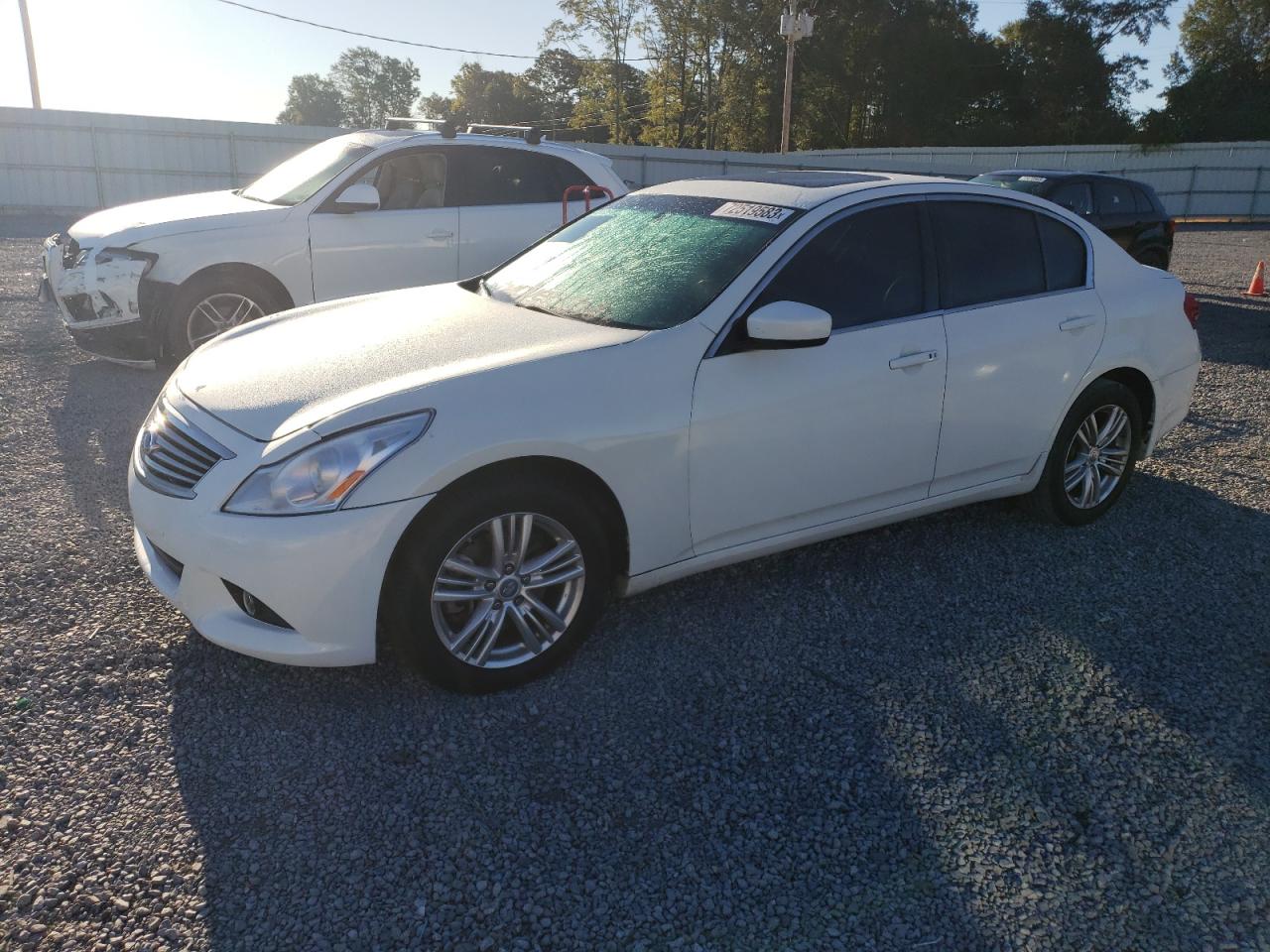 Infiniti G (2013)