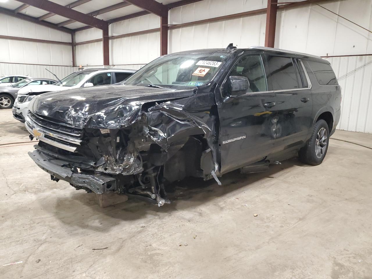 Chevrolet Suburban (2021)