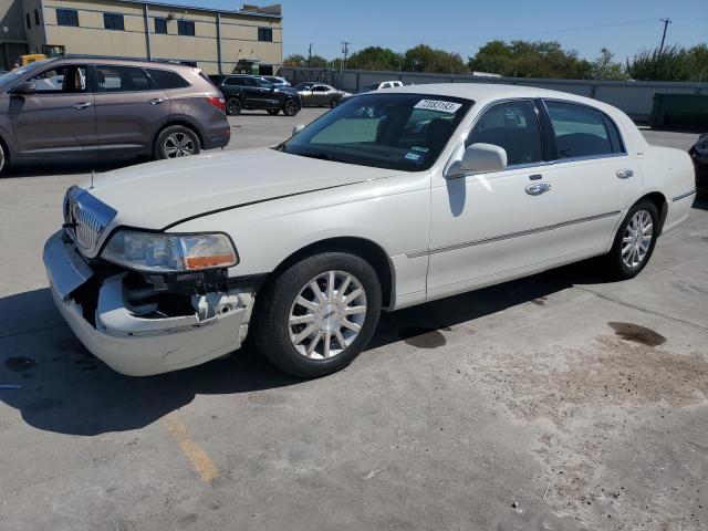 Lincoln Towncar (2006)