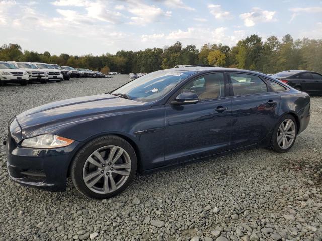 Jaguar Xj (2011)