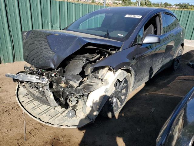 Tesla Model x (2022)