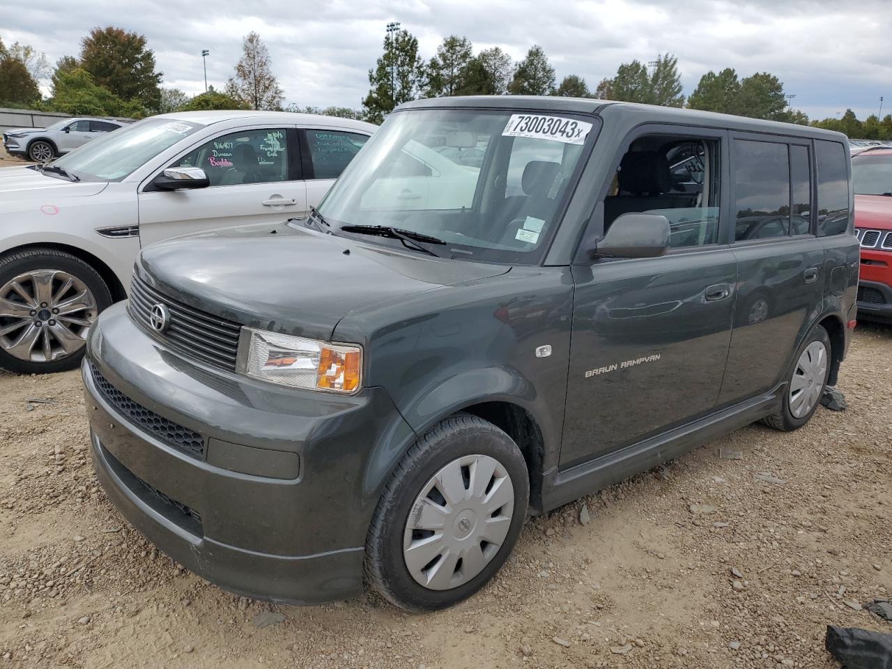 Toyota Scion xb (2005)