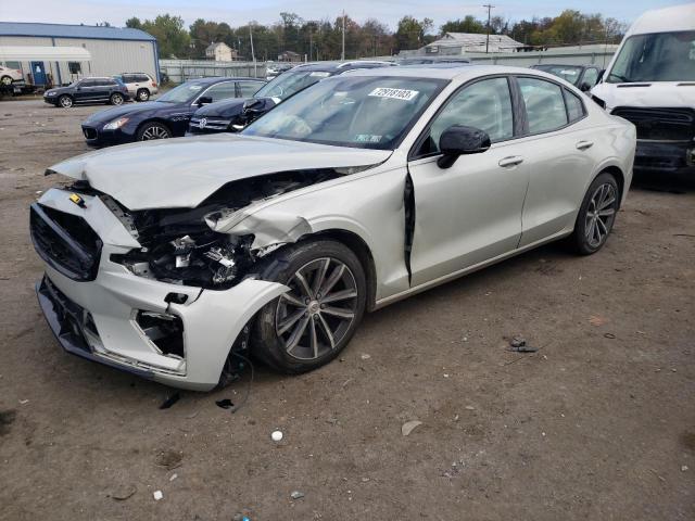 Volvo S60 b5 mom (2022)
