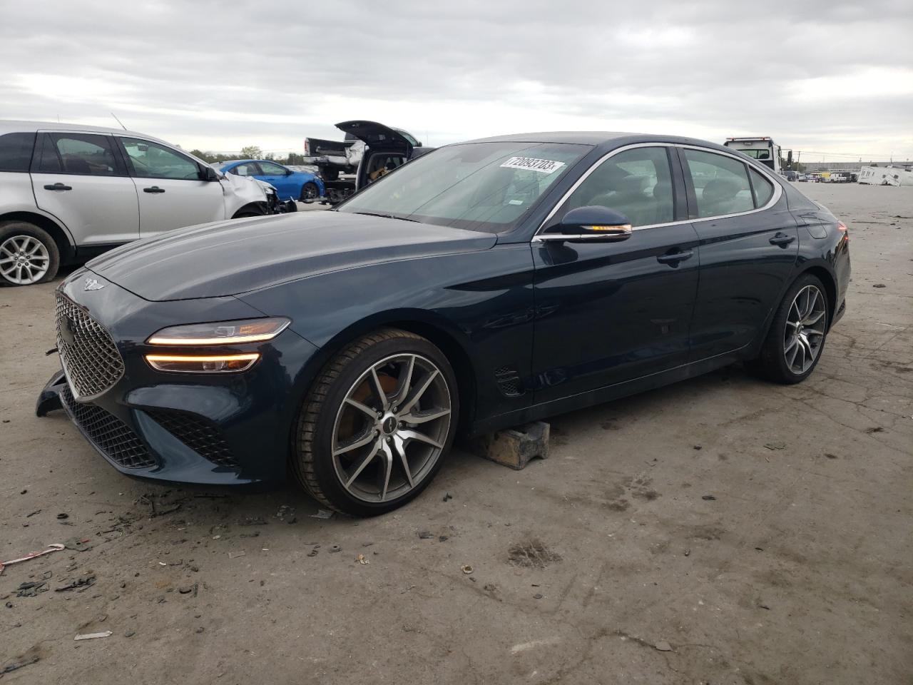Genesis G70 base (2023)