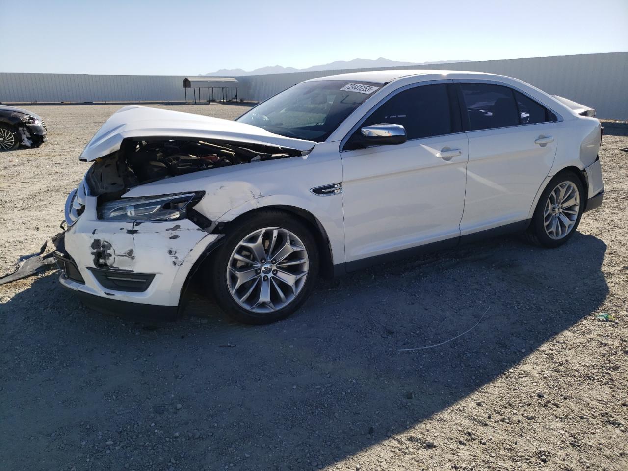 Ford Taurus lim (2014)