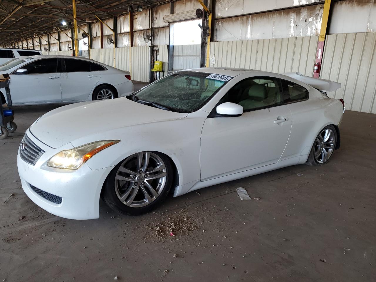 Infiniti G37 base (2009)