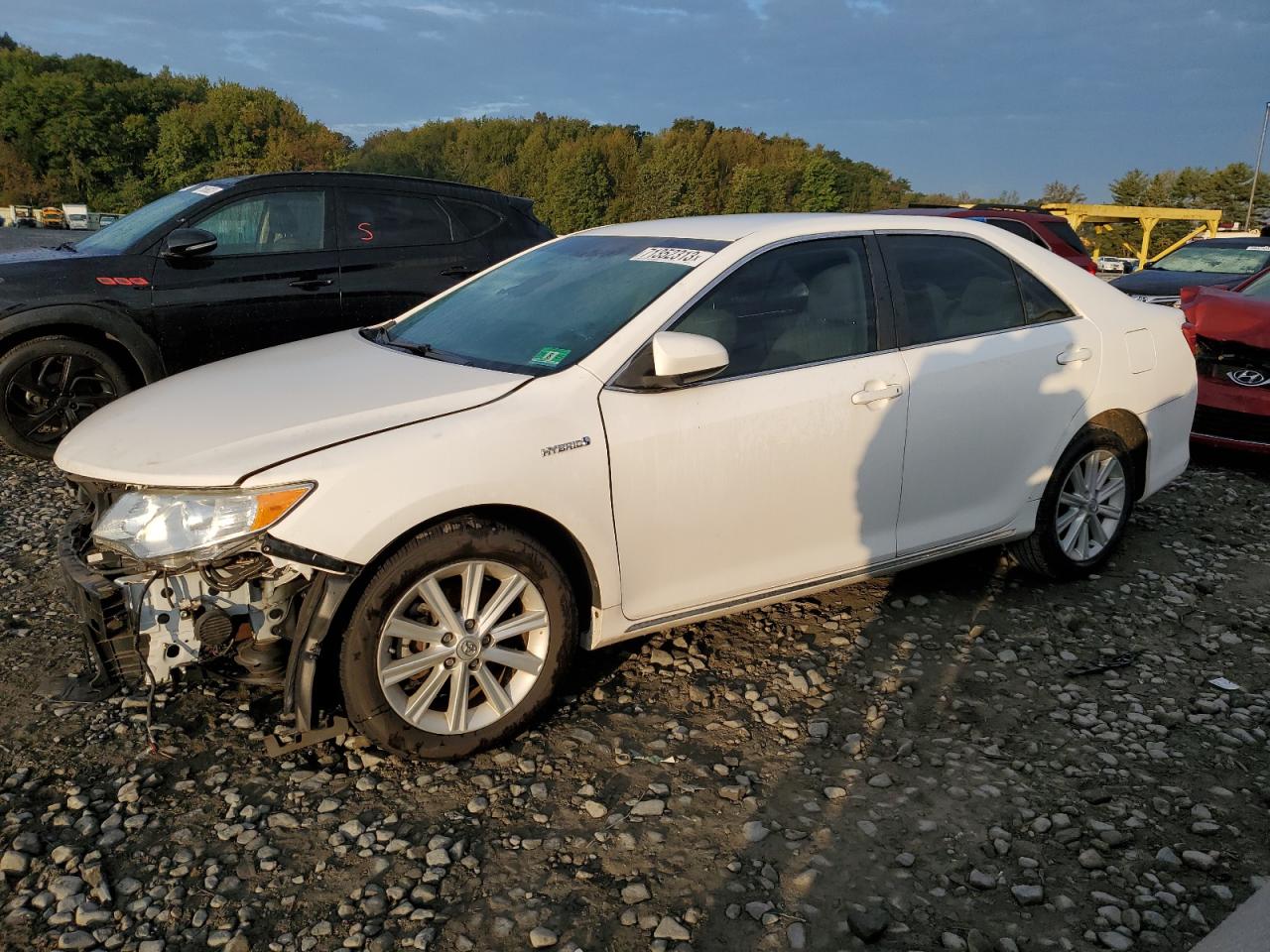 Toyota Camry hybr (2014)