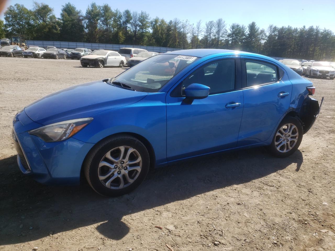 Toyota Scion ia (2016)