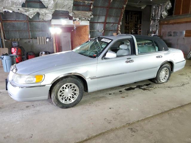 Lincoln Towncar (2002)