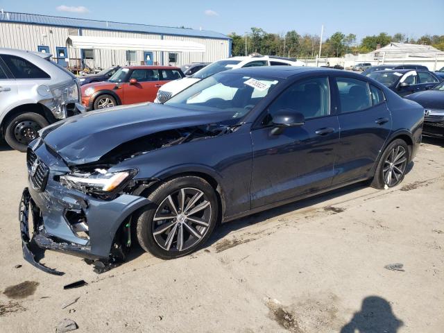 Volvo S60 b5 mom (2022)