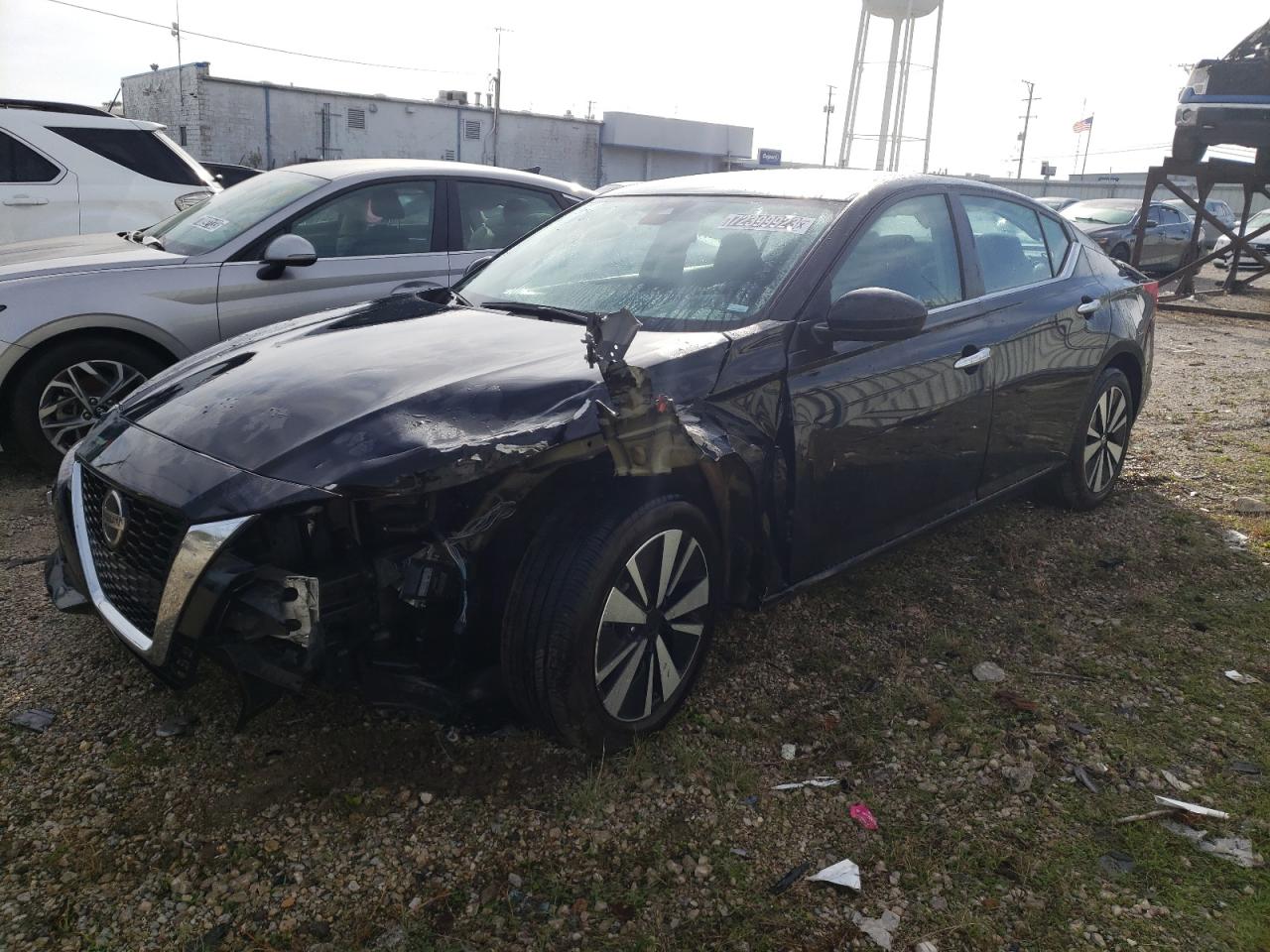 Nissan Altima sv (2022)