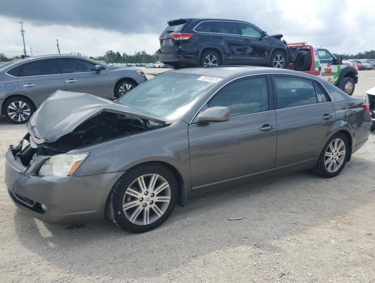 Toyota Avalon xl (2006)