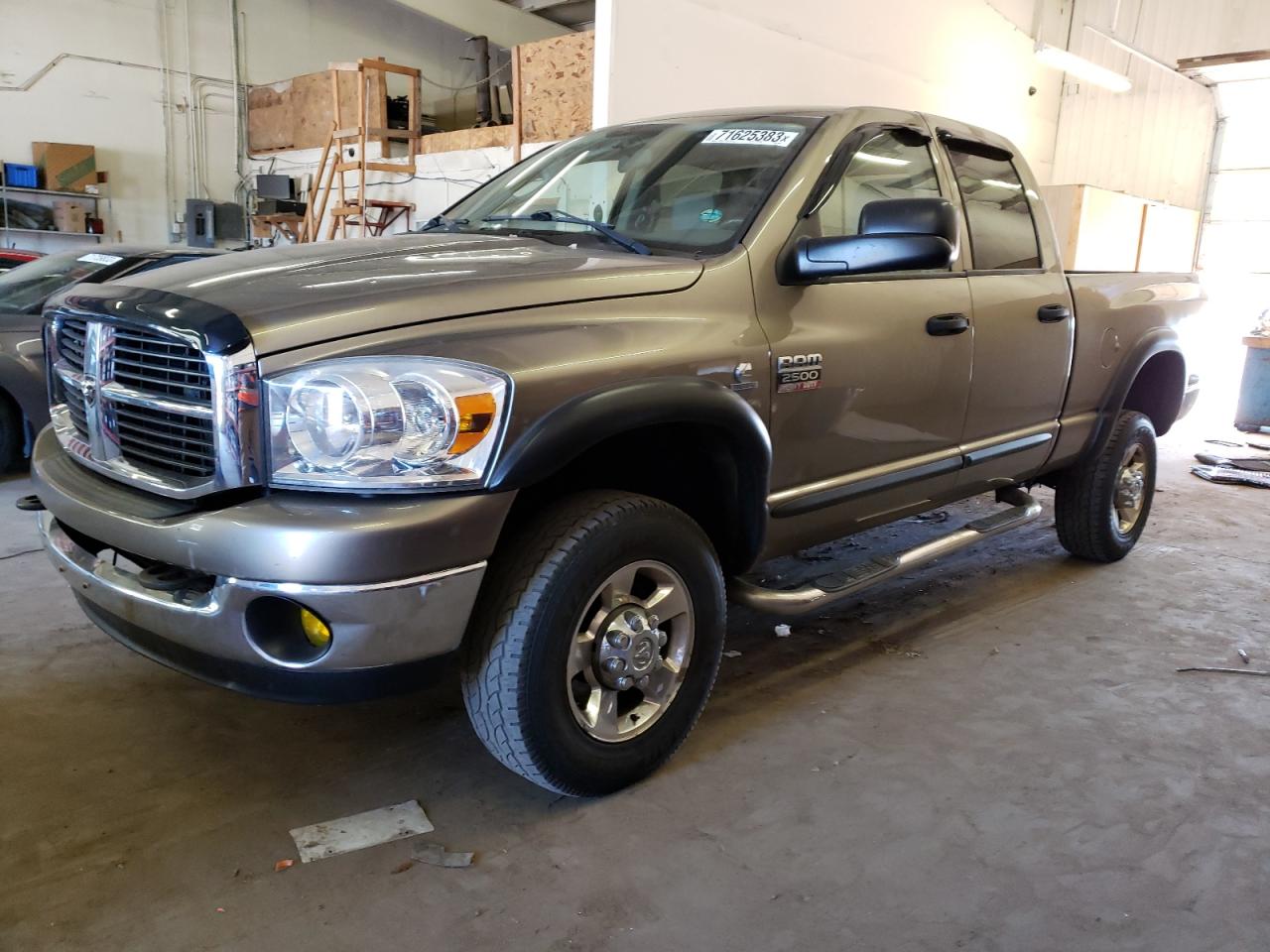 Dodge Ram 2500 s (2007)