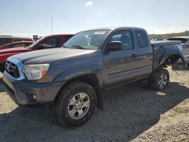 Toyota Tacoma (2015)