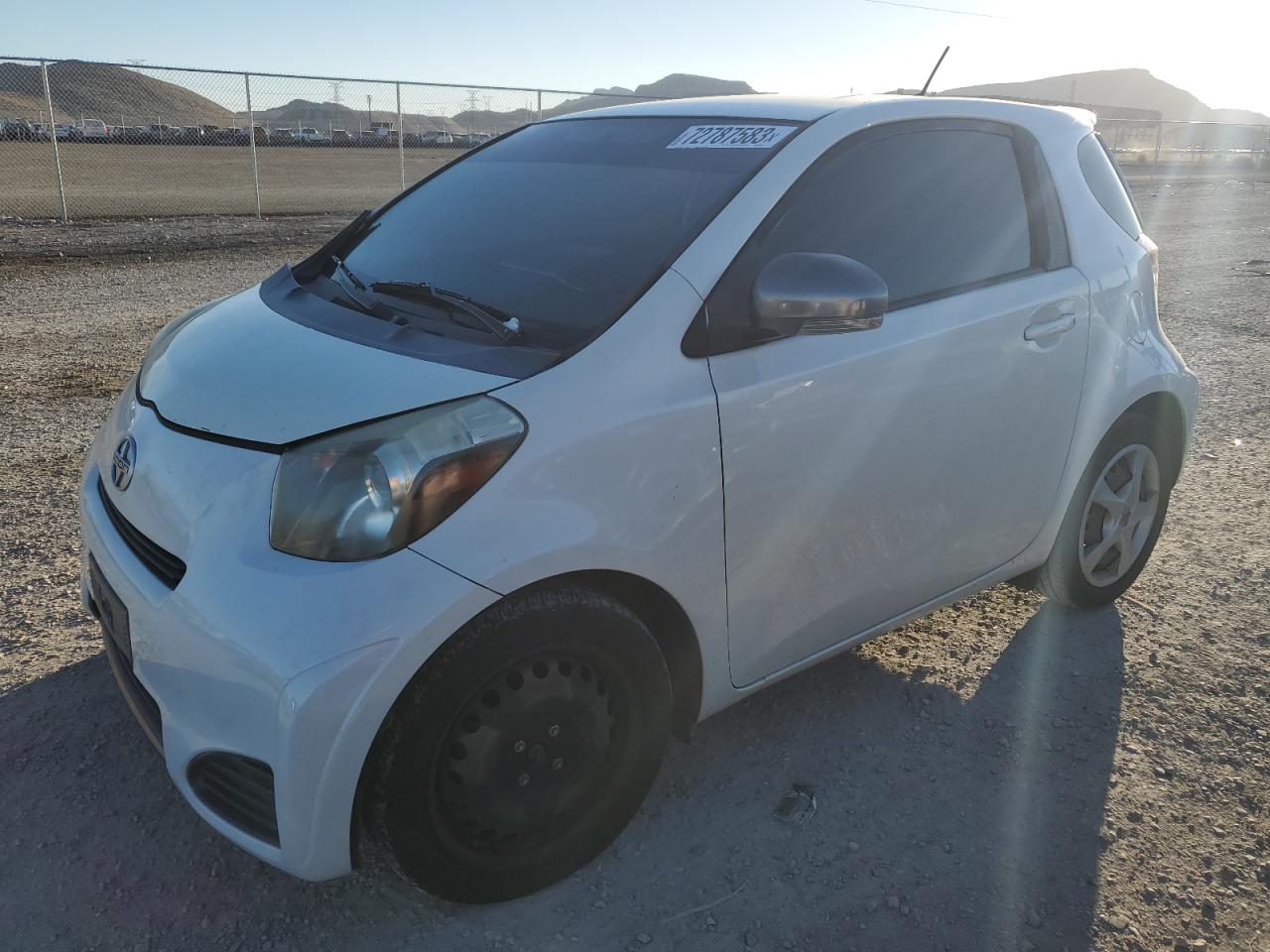 Toyota Scion iq (2013)