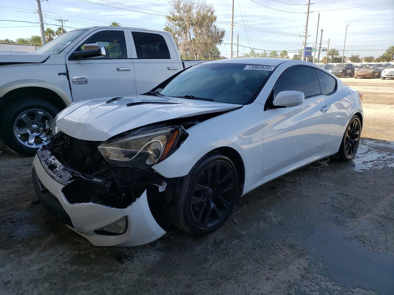 Hyundai Genesis co (2014)