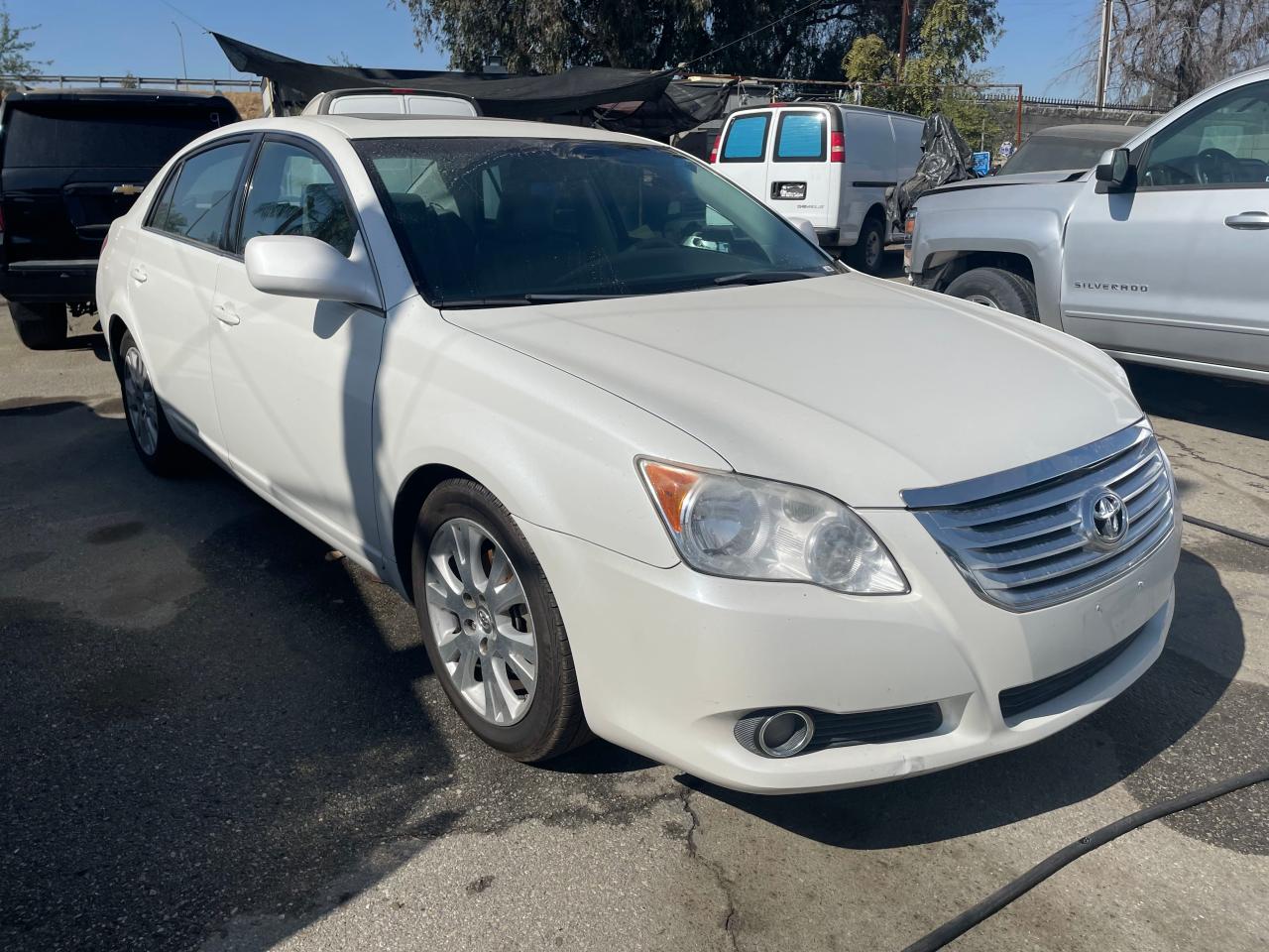Toyota Avalon xl (2008)