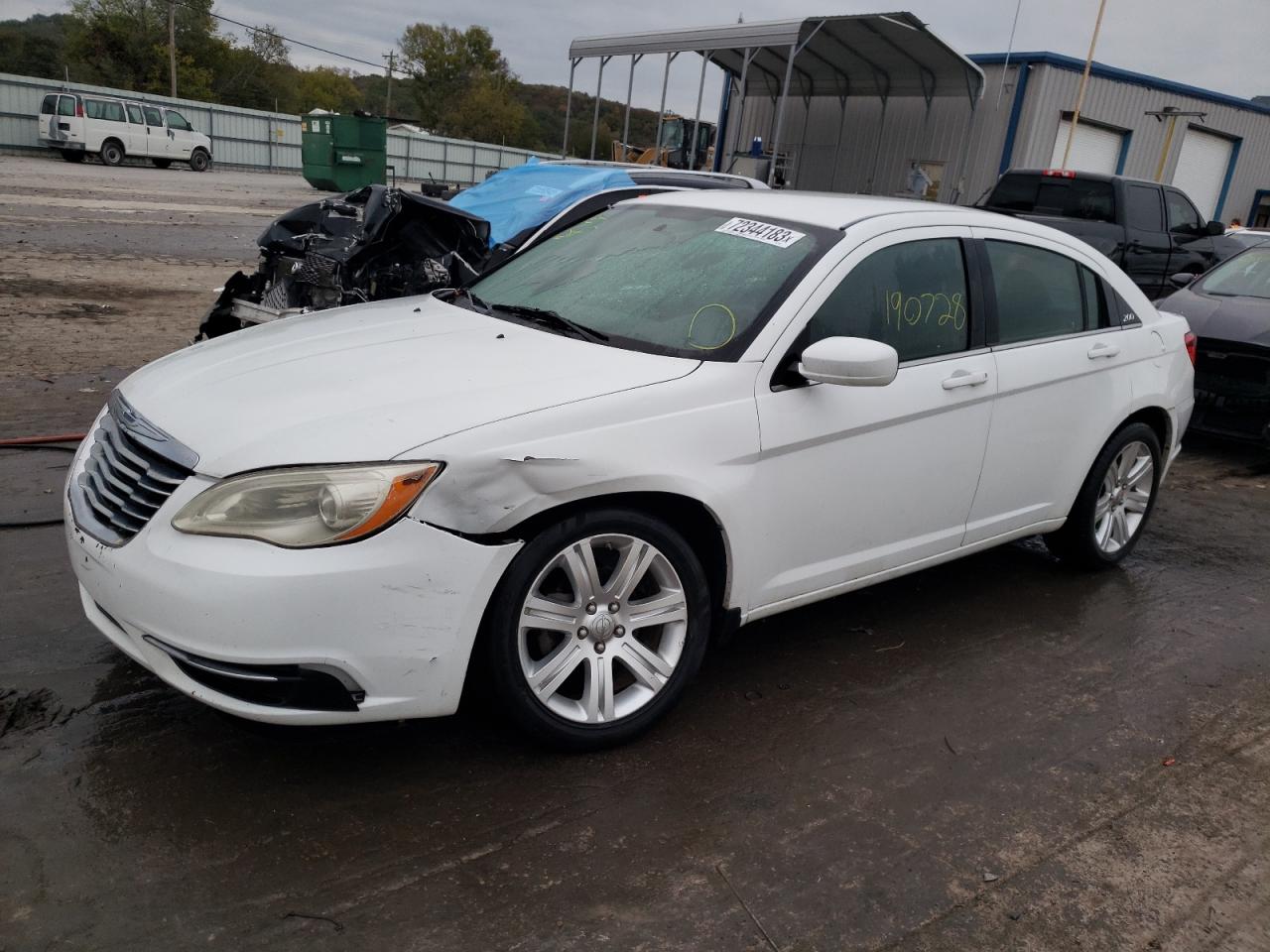Chrysler 200 lx (2013)