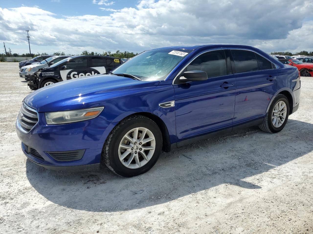 Ford Taurus se (2014)