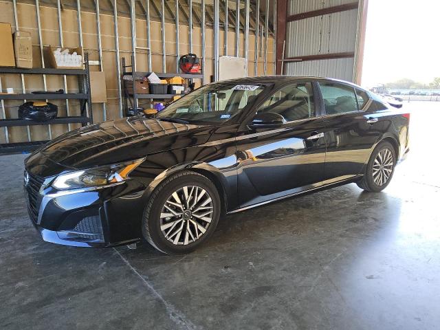 Nissan Altima sv (2023)