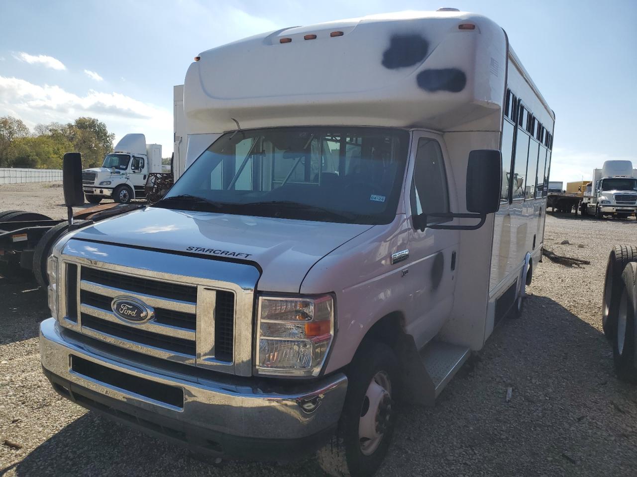 Ford Econoline (2016)