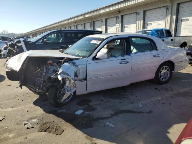 Lincoln Towncar (2000)