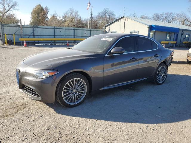 Alfa-romeo Giulia (2017)