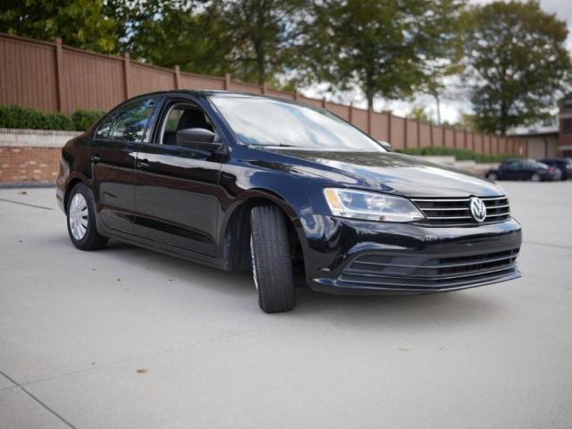 Volkswagen Jetta base (2015)