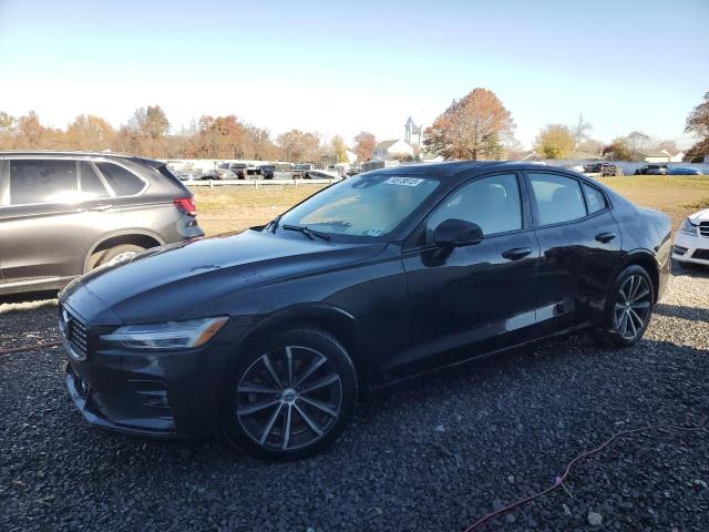 Volvo S60 b5 mom (2022)