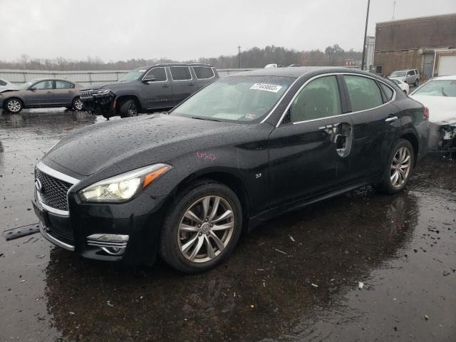 Infiniti Q70 (2015)
