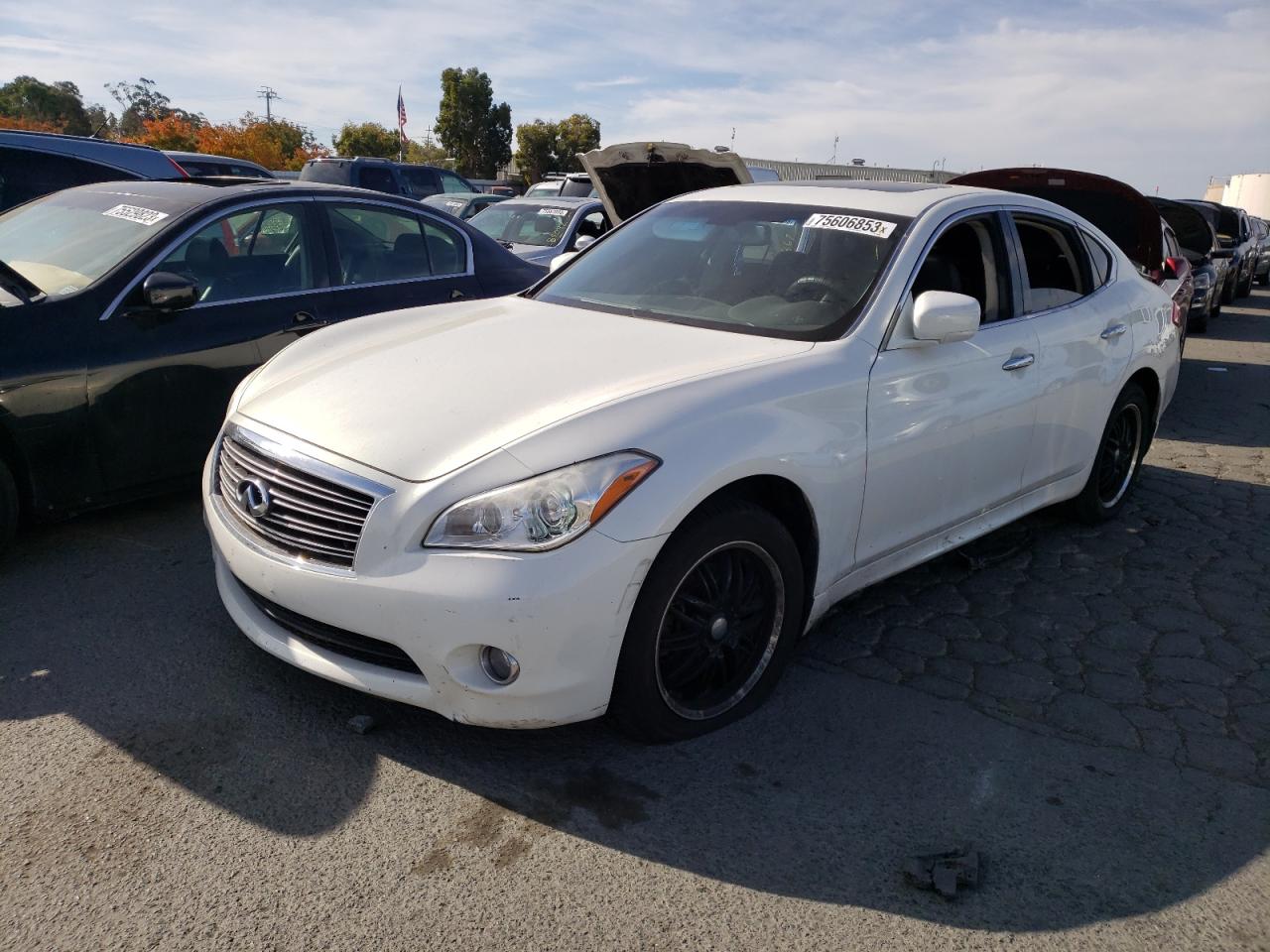 Infiniti M (2013)
